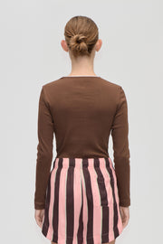 Stine Goya Long Sleeve Rib Top Top Chicory Coffee